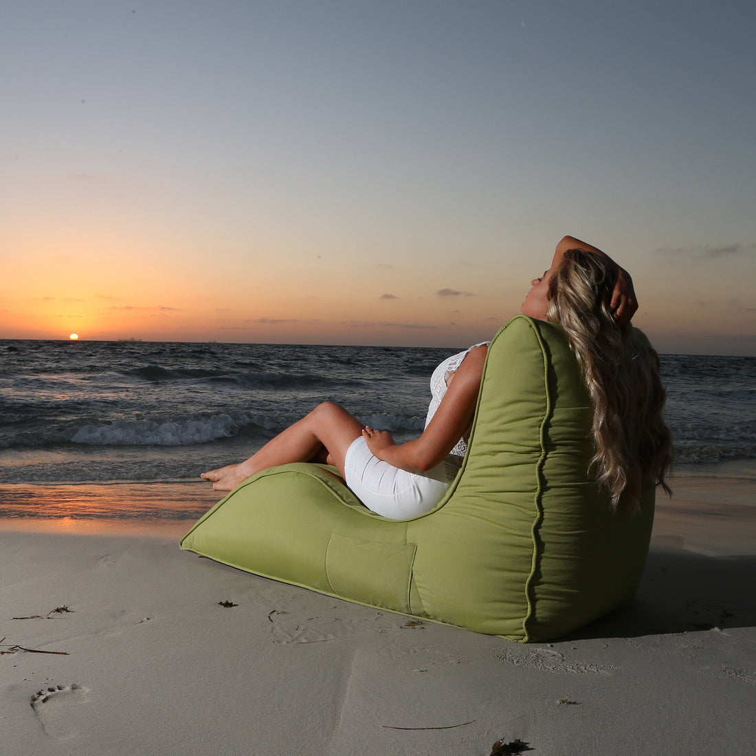 Outdoor Bean Bags: The Perfect Addition to Your Australian Backyard or Beach Days