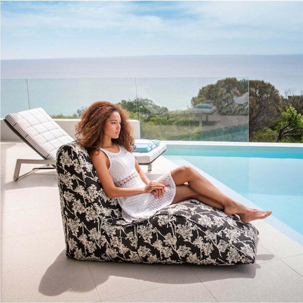 Avatar Lounger - Outdoor/Interior