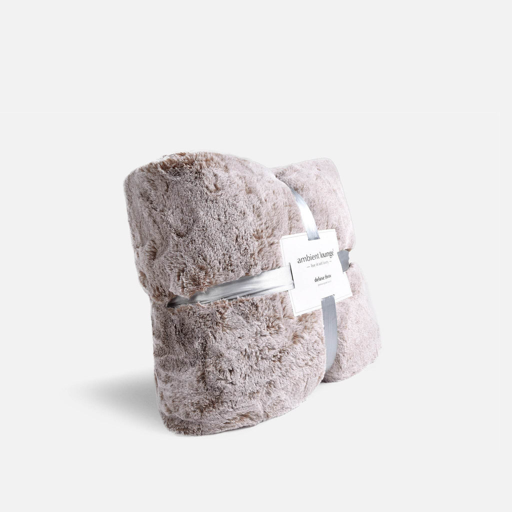 Deluxe Faux Fur Throw