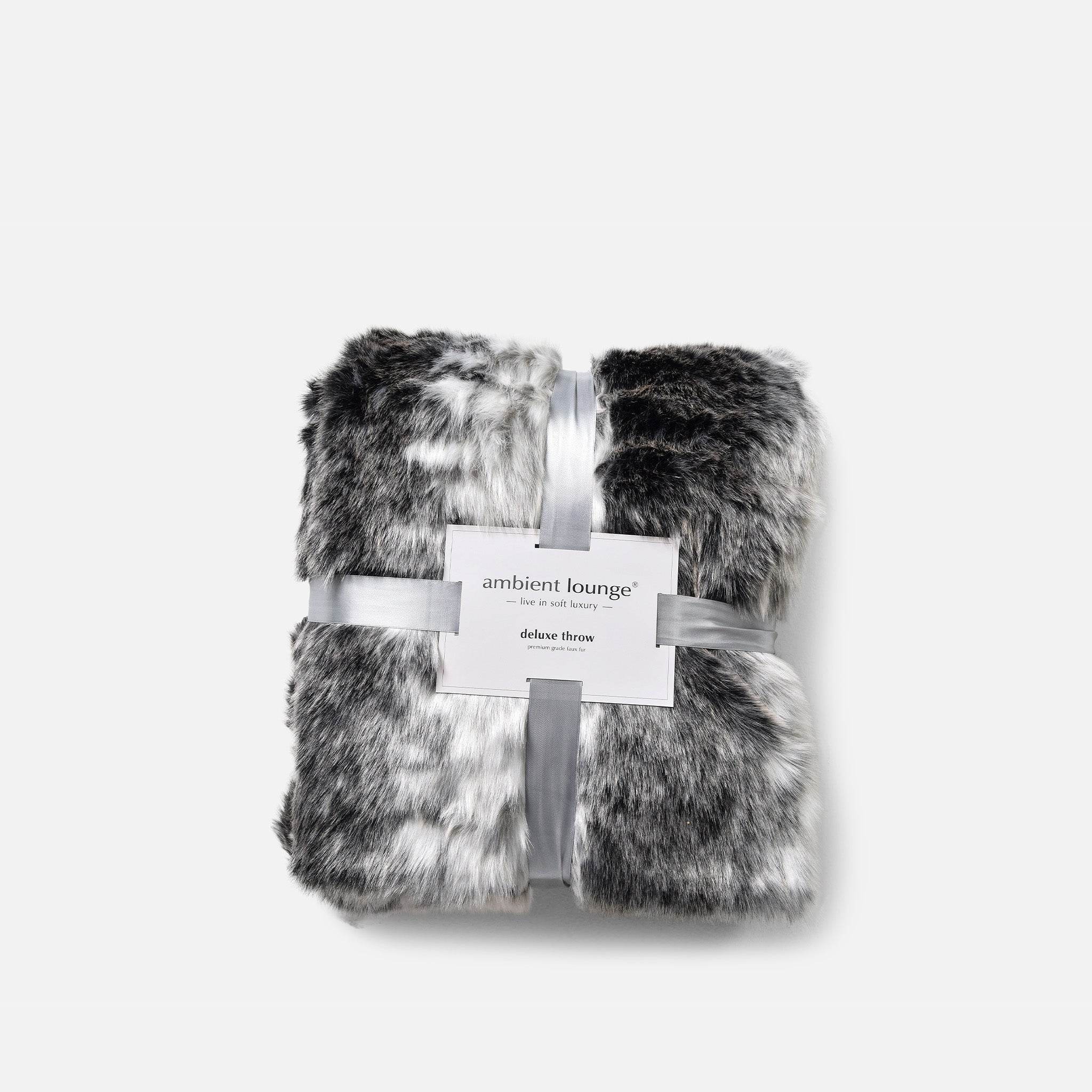 Deluxe Faux Fur Throw