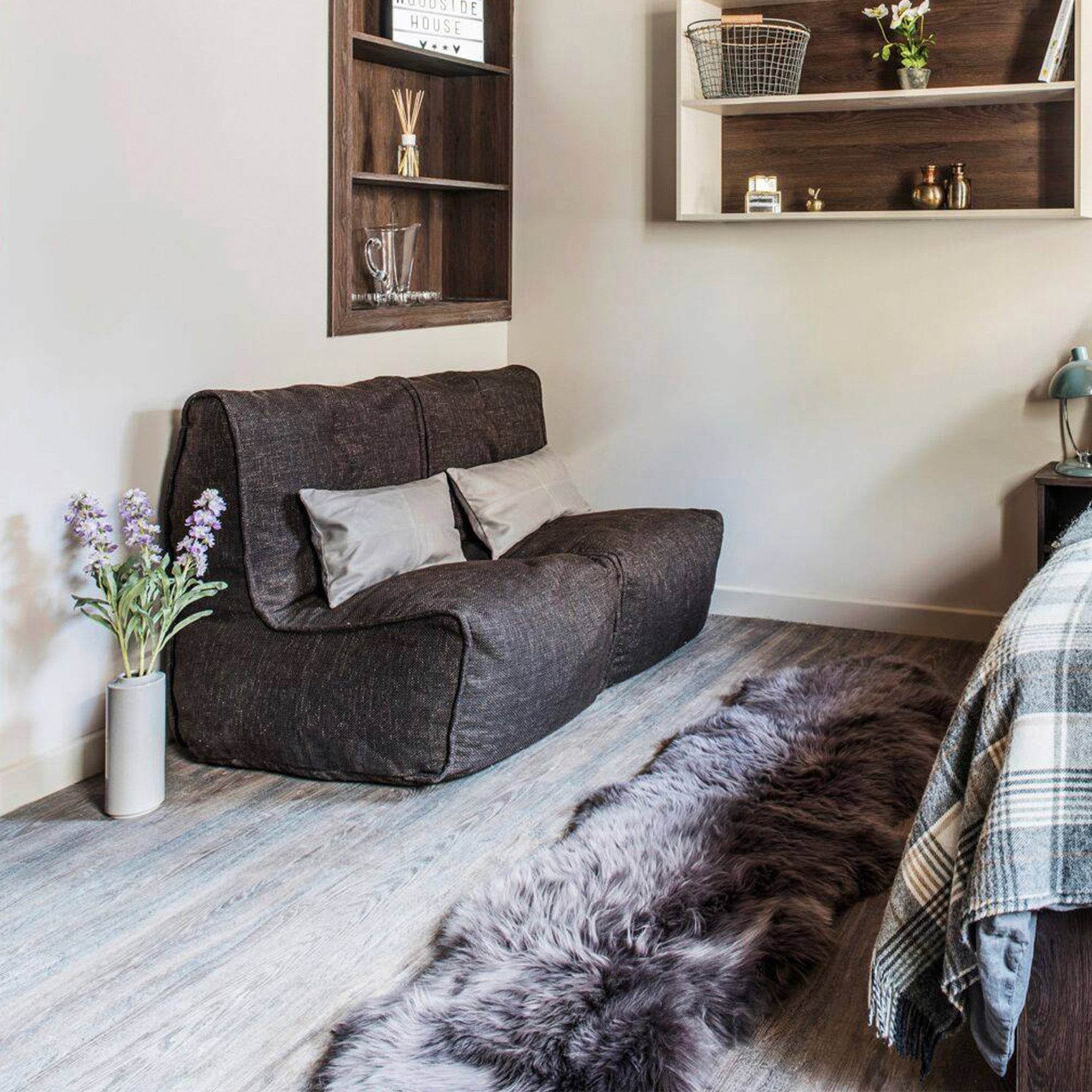Twin Couch - Interior