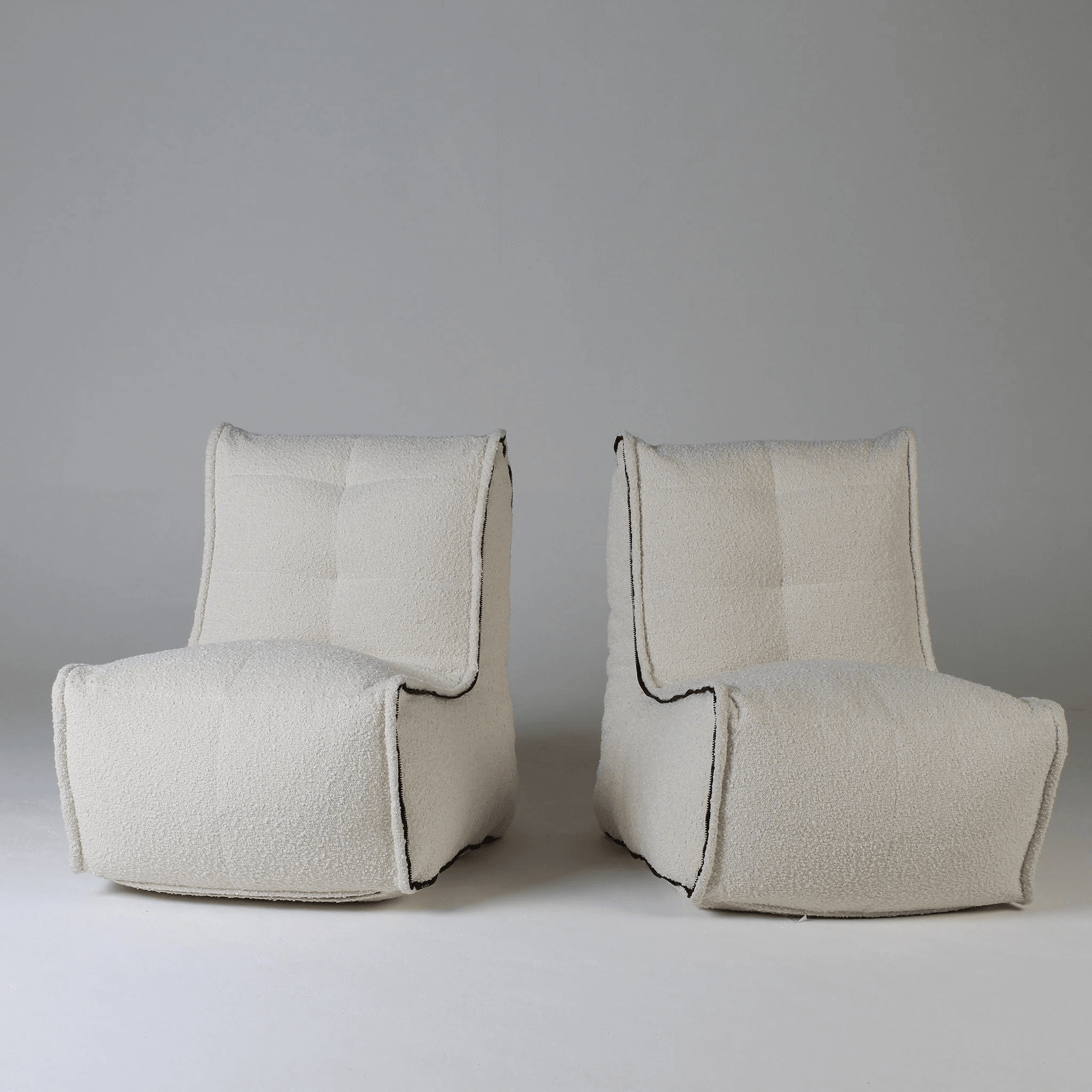 Twin Couch - Interior
