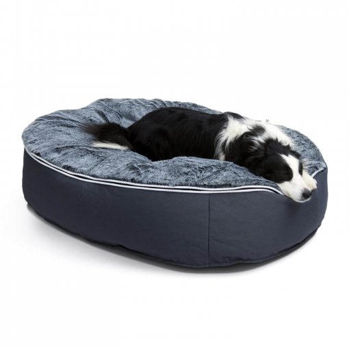 Extra large pet bed with collie