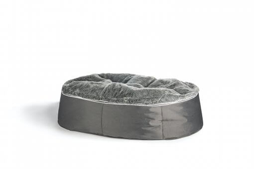 luxury XXL pet bed with faux fur washable cover